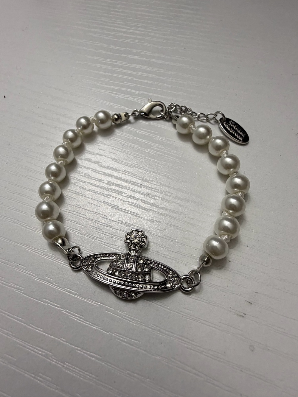 Vivienne Westwood Silver Orb Logo Pearl Bracelet - White